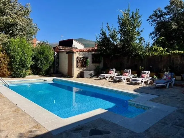 La Casita De La Aduana * Candeleda